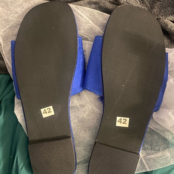 Brand new Pom Pom royal blue slides, size 42 - Picture 3 of 6